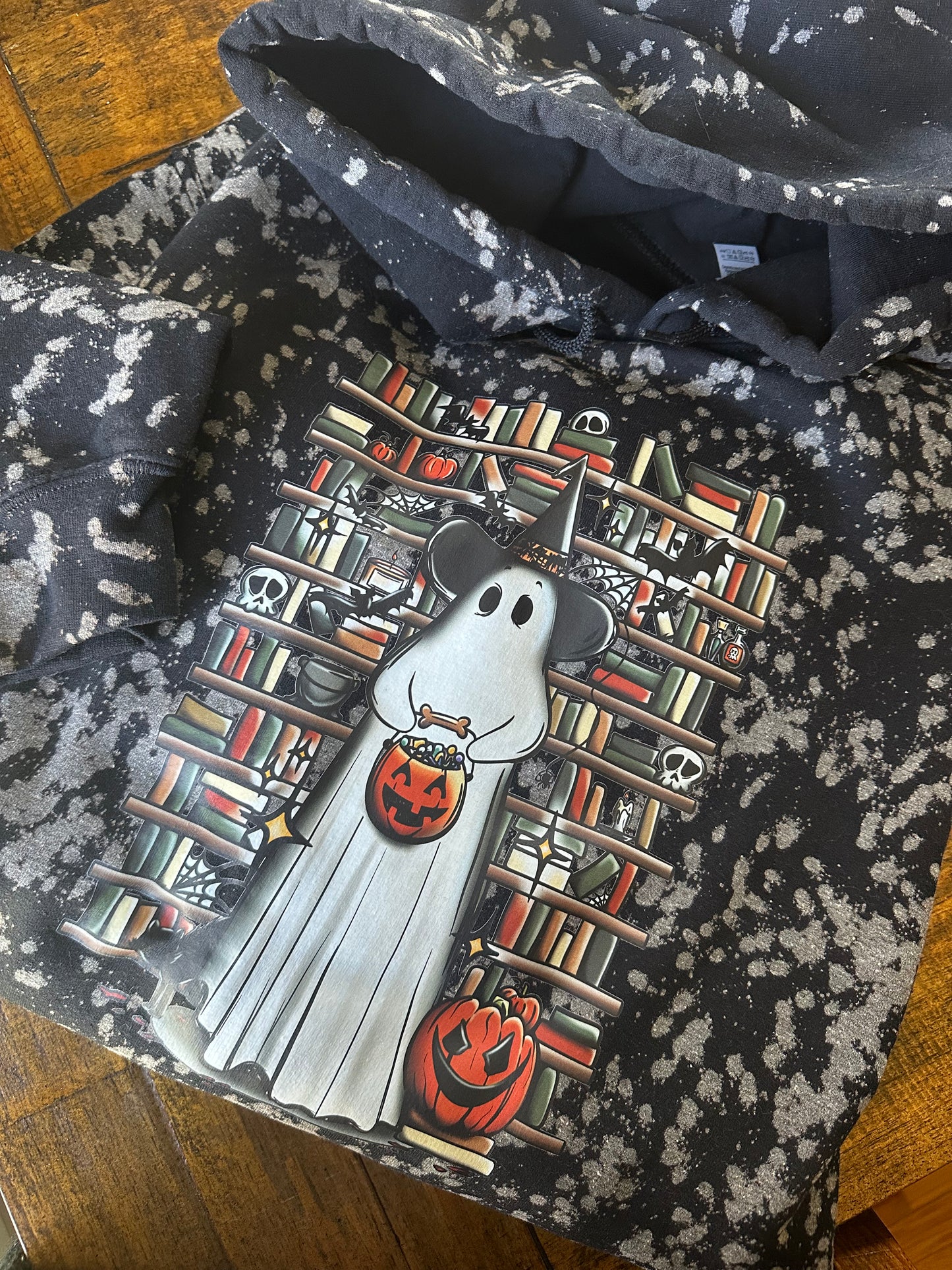 Book Ghostie Sweatshirt