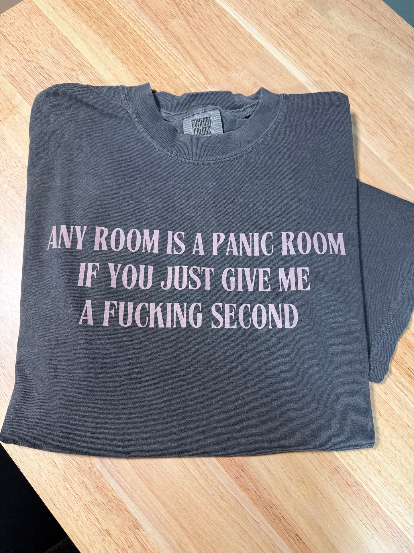 MEDIUM Tshirt