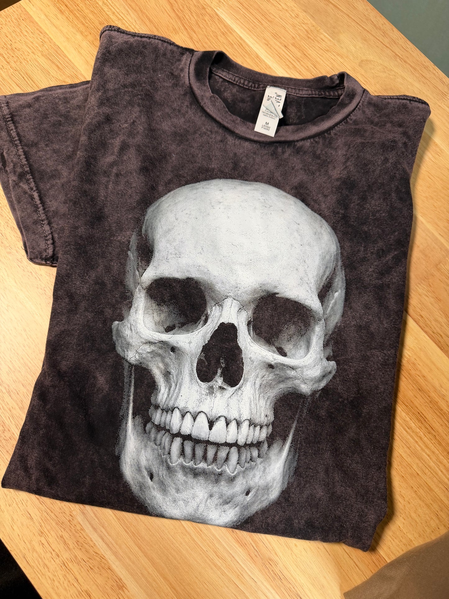 MEDIUM Tshirt